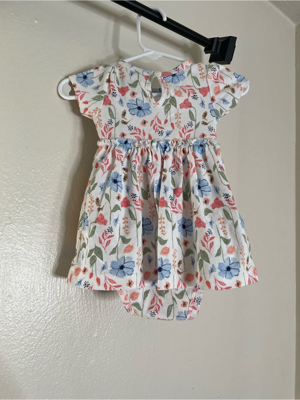 Carter’s 3-6M Coral Cardigan with Floral Baby Dress - Picture 7 of 7